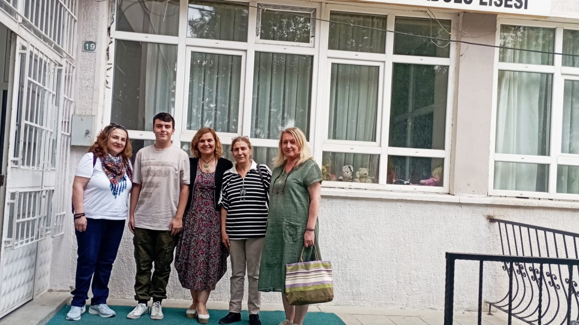 Okul Aile Birliğimizin Müdürümüze Ziyareti
